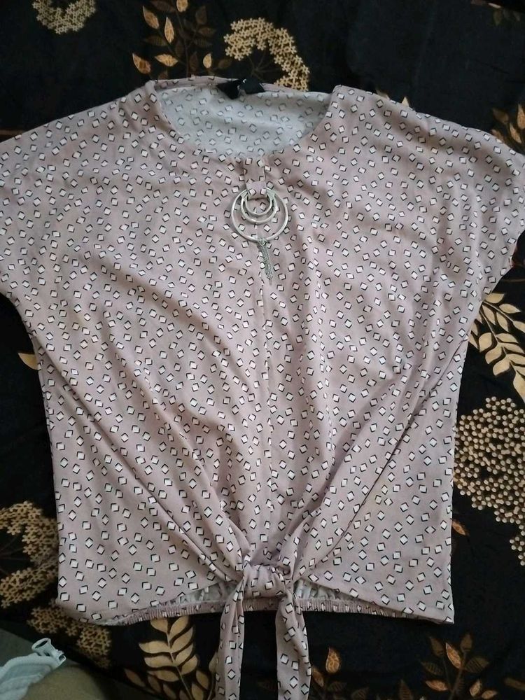 Cute Patterned Tie-Front Top