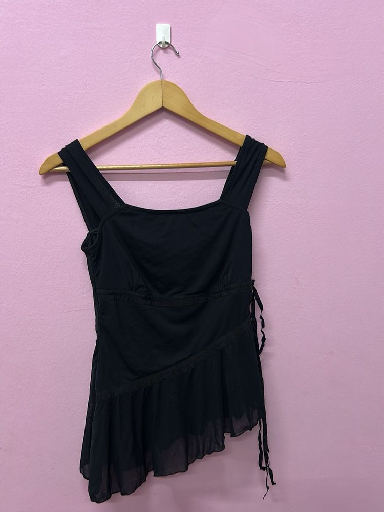 black asymmetrical top with zip on the side