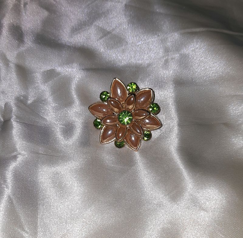 Golden Adjustable Ring With Pearl And Stone