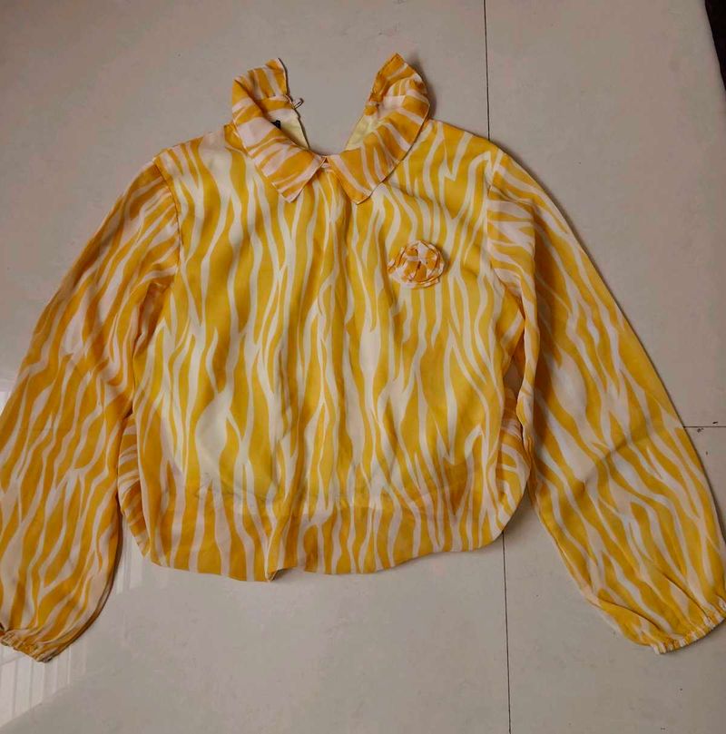 Yellow &amp; White Print Blouse