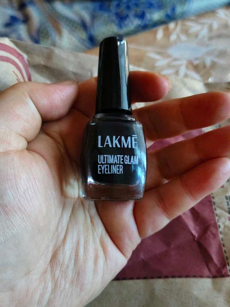 Lakme Ultimate Glam Eyeliner