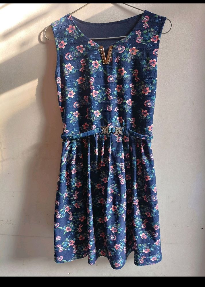 Navy Blue Sleeve Less Dress