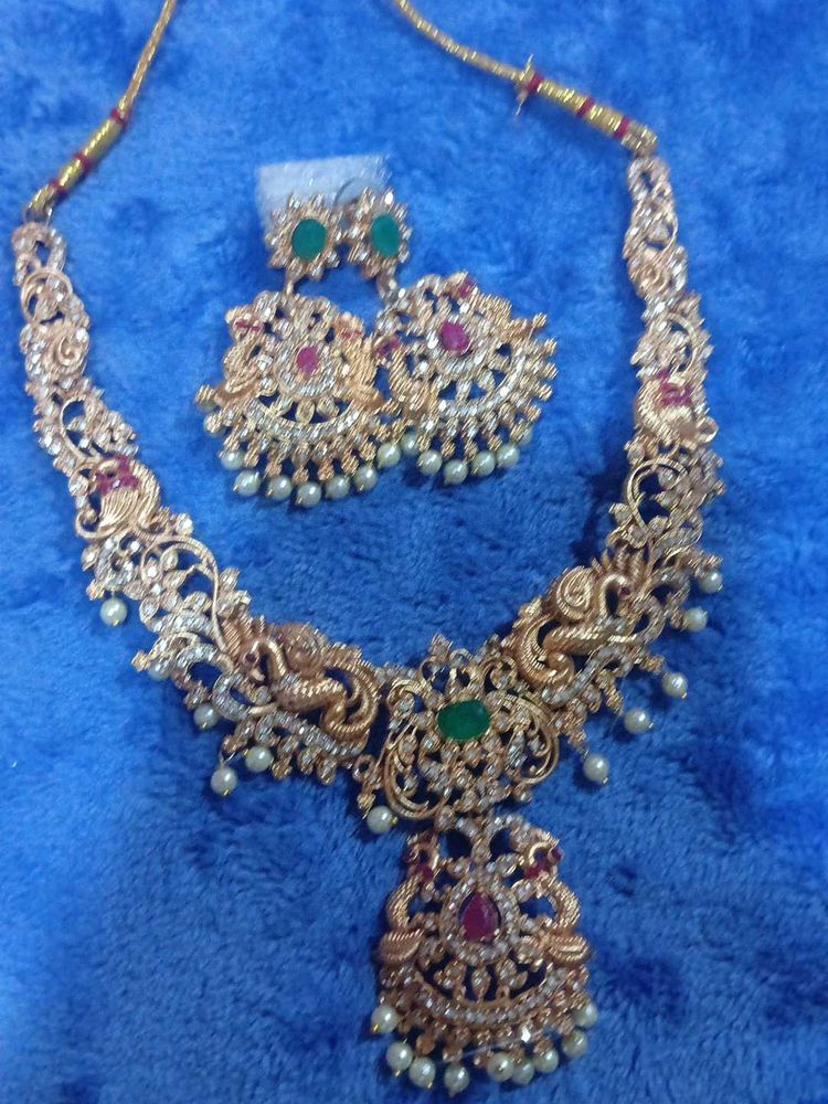 Stunning Gold Plated Indian Jewelry Set