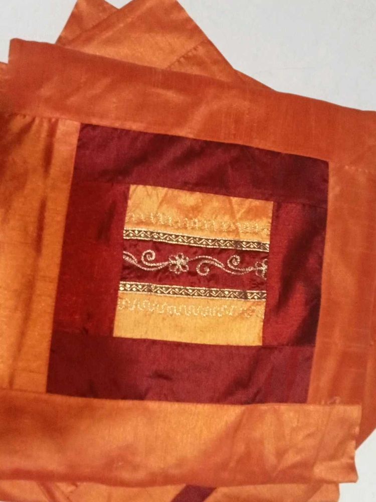 bundle of 5 cushion cover