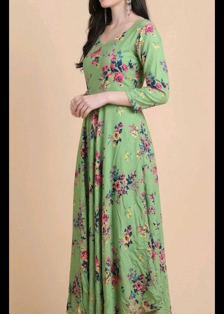 Beautiful Floral Print Maxi Dress