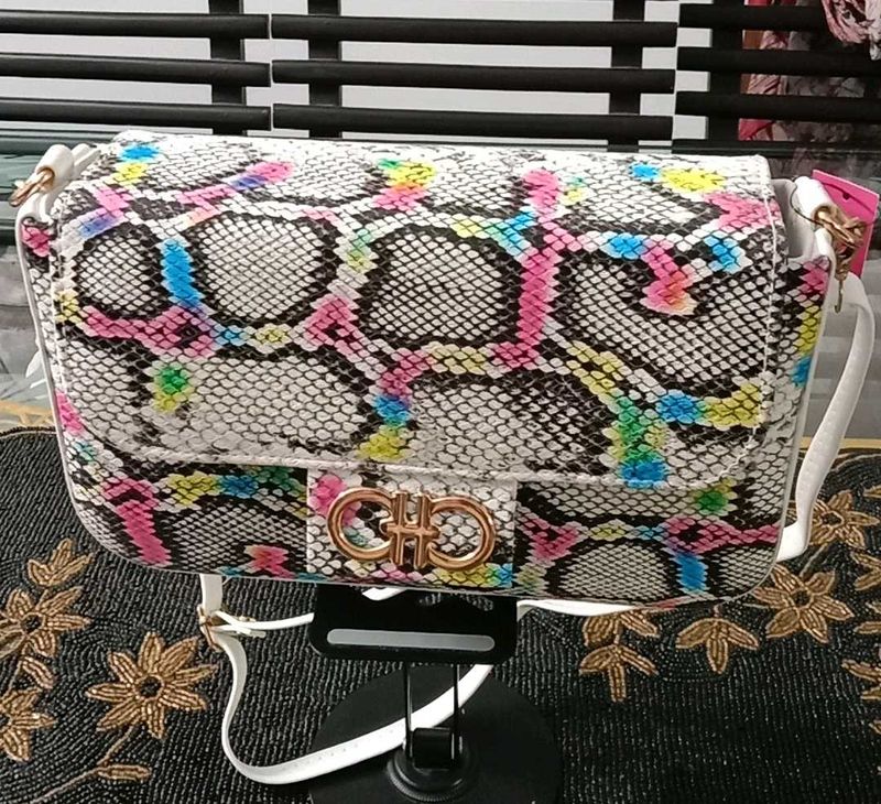 Chic Snake Print Crossbody Bag