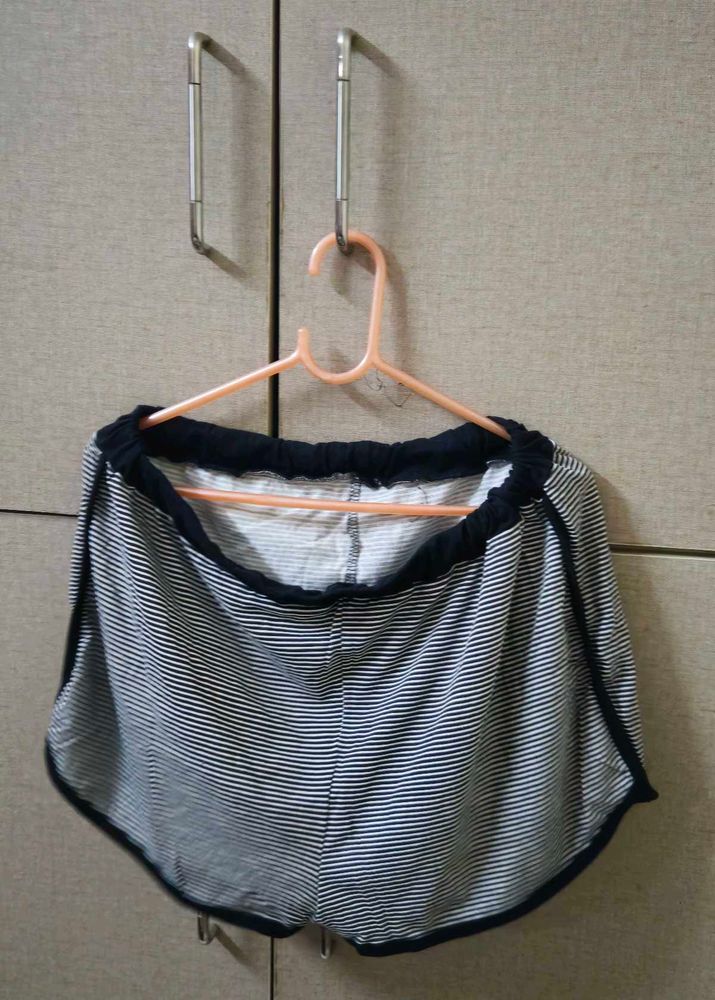 Shorts Women