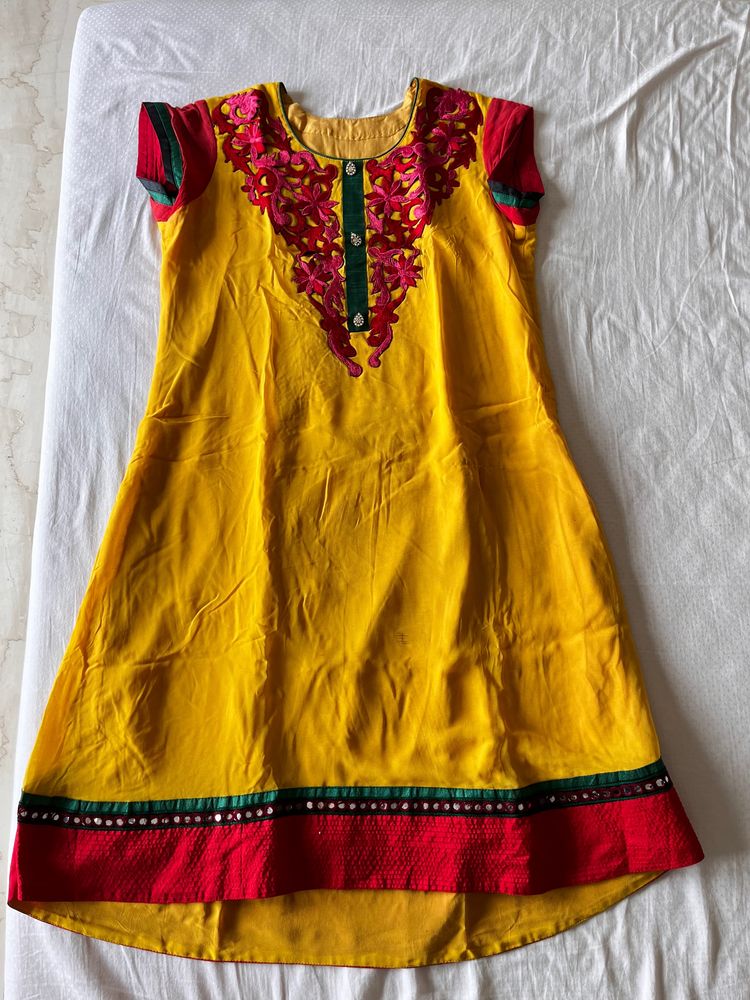 Beautiful Yellow Kurti