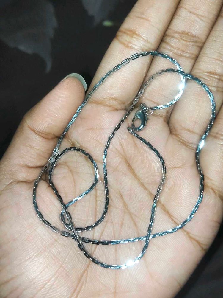 Sparkling Silver Tone Chain Necklace
