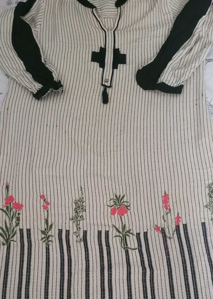 W Striaght Kurta