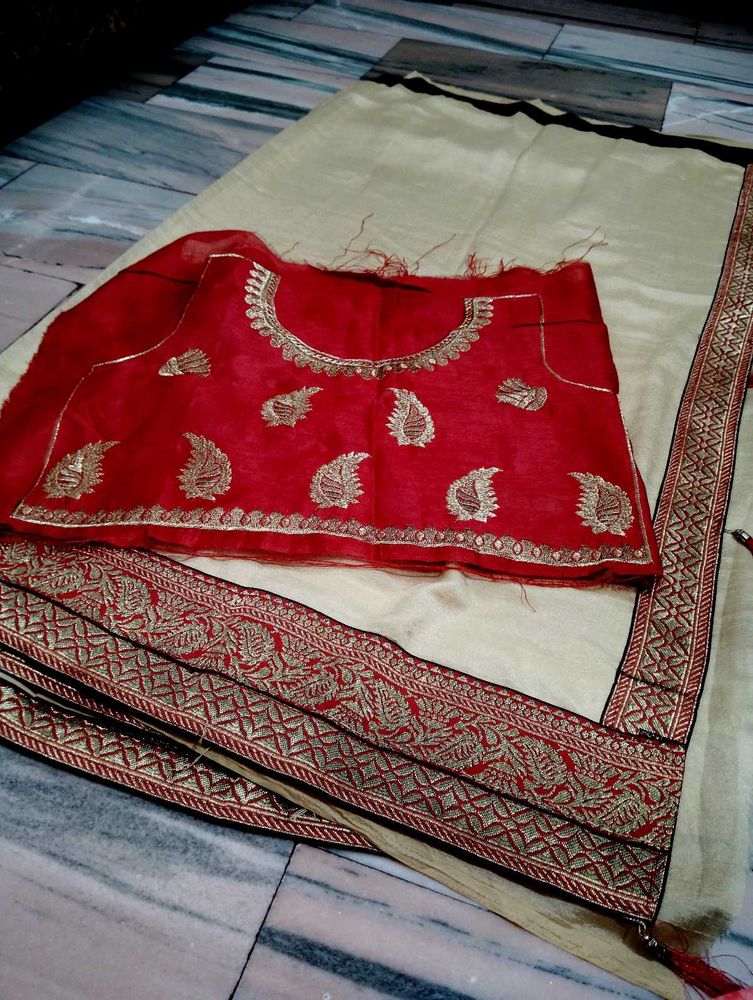 Banarasi Border Beautiful Saree With Blouse Piece