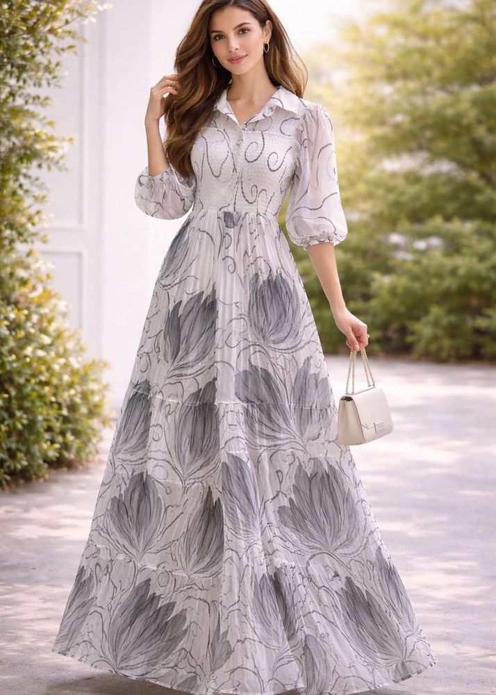 Elegant Maxi Dress with Floral Print