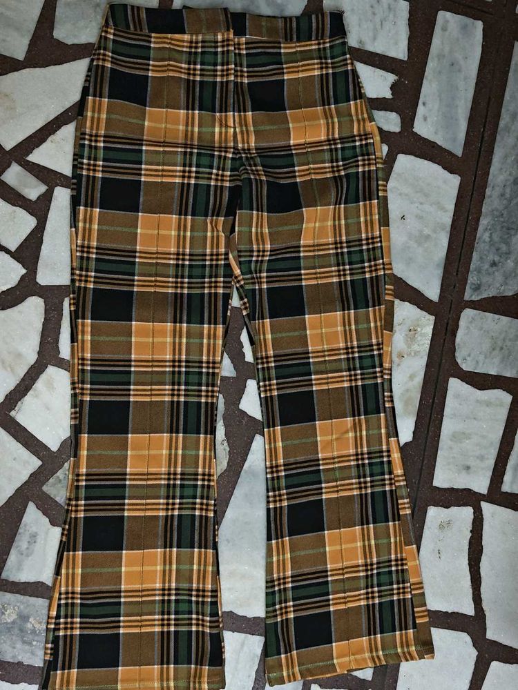 Stylish Plaid Flare Pants