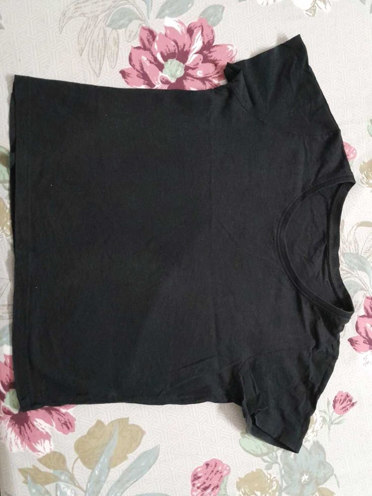 Basic black tee
