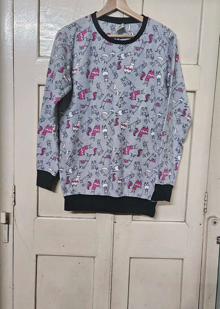 Sweatshirt