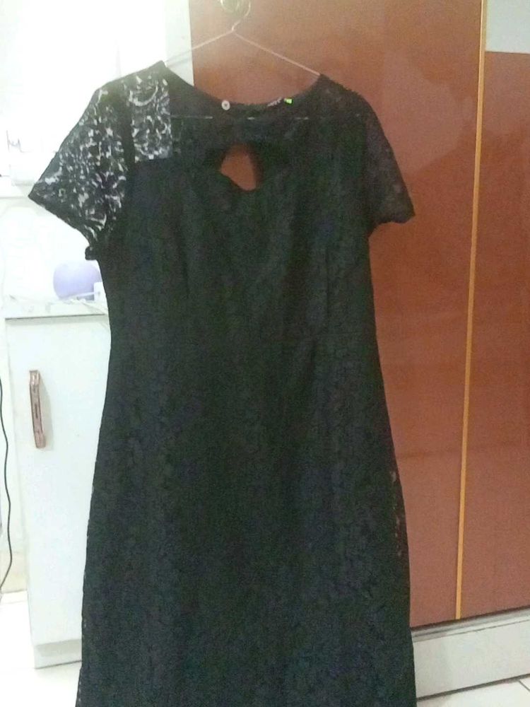 Elegant Black Lace Dress