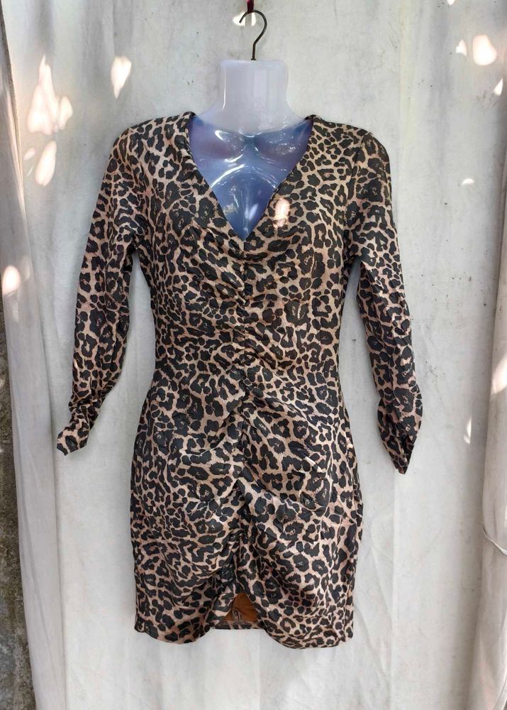 232510. Chic Leopard Print Ruched Mini Dress