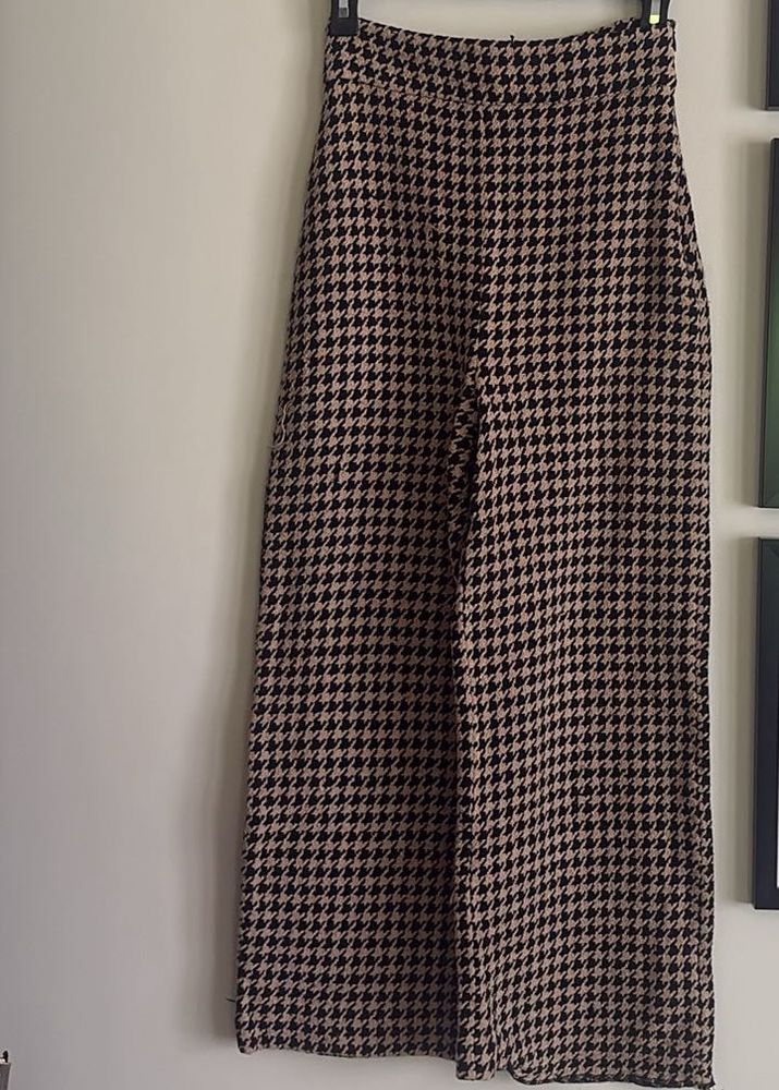 Houndstooth Wide Leg Pants