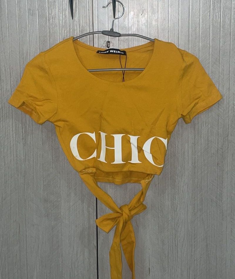 Chic Tie-Front Crop Top