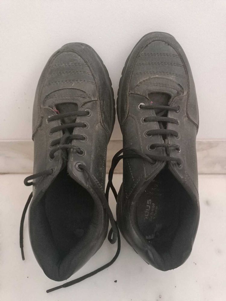 SCHOOL SHOES (NEW TYPE)(NEGOTIABLE)