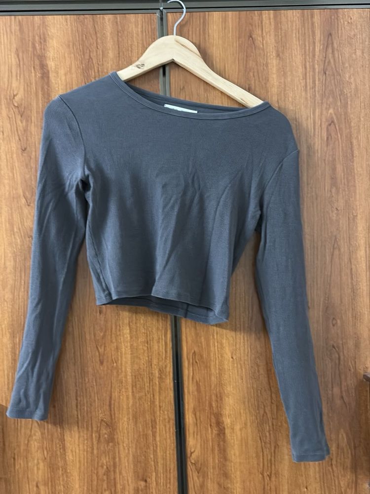 Grey Long Sleeve Crop Top