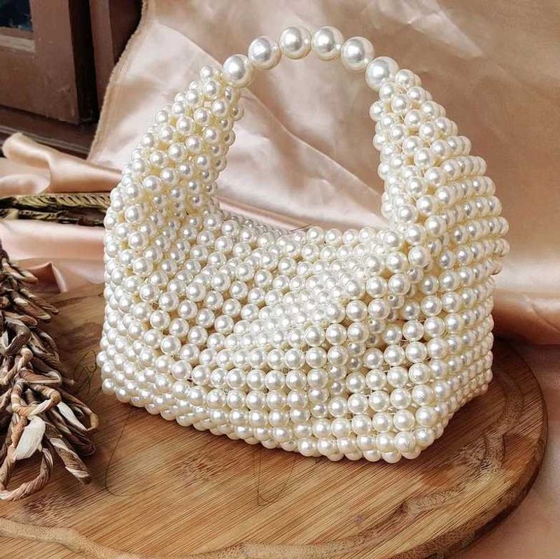 Elegant Pearl Beaded Handbag – Luxury White Pear
