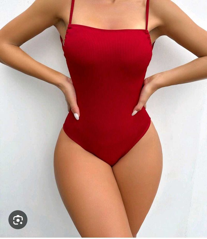 Chic Red Ribbed One-Piece Swimsuit