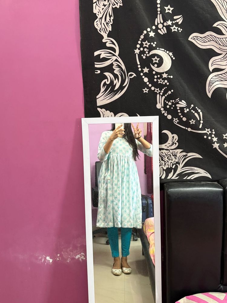 Beautiful Printed Kurta and Straight Pant Combo