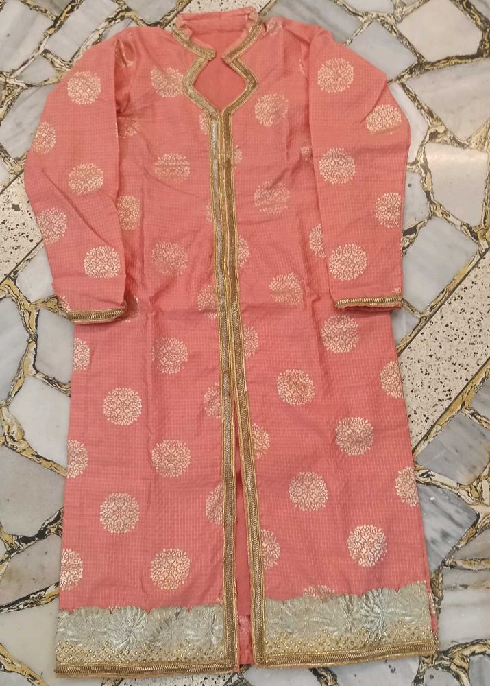 Elegant Peach Kurta with Gold Accents
