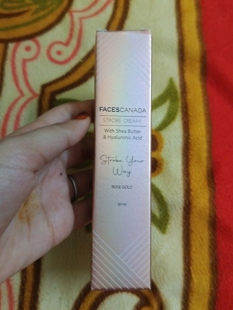 Faces Canada Strobe Cream