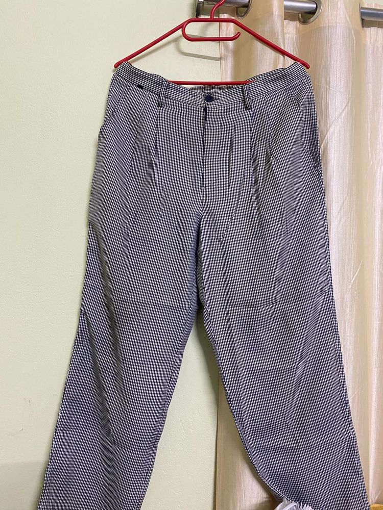 Houndstooth Patterned Trousers