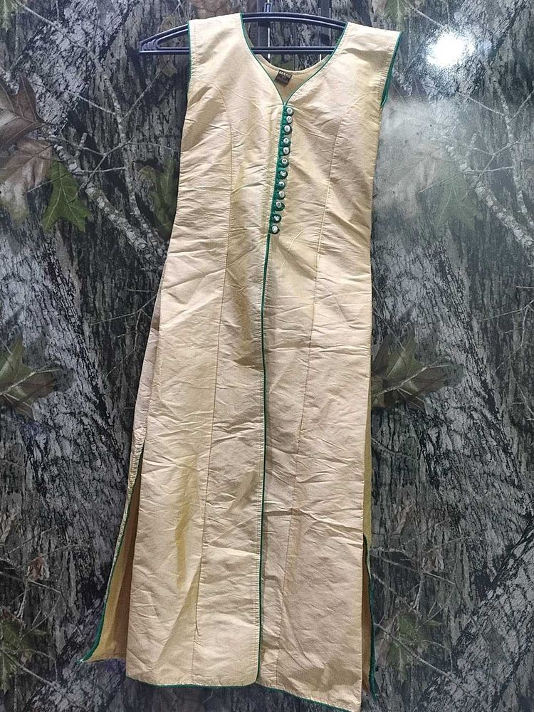 Elegant Beige Kurta with Green Trim