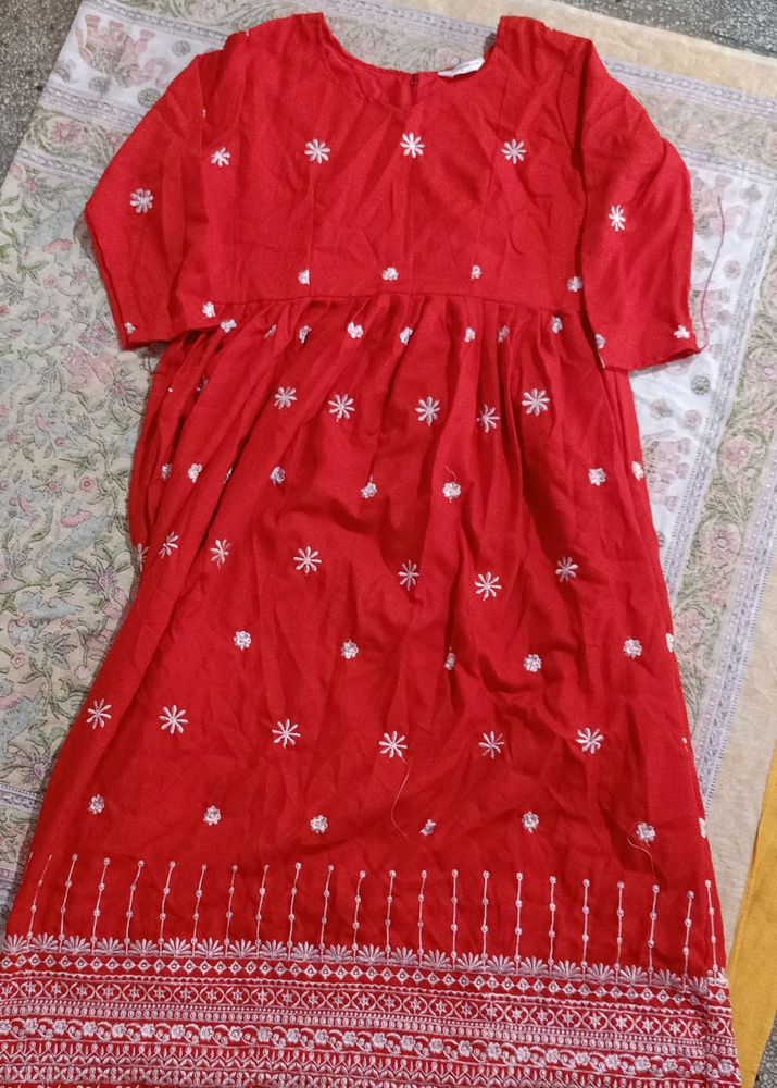 Women Embroidery Kurta