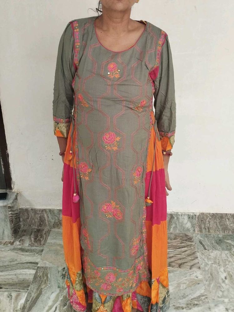 Women's Kurta Set with Skirt(Indo-western)