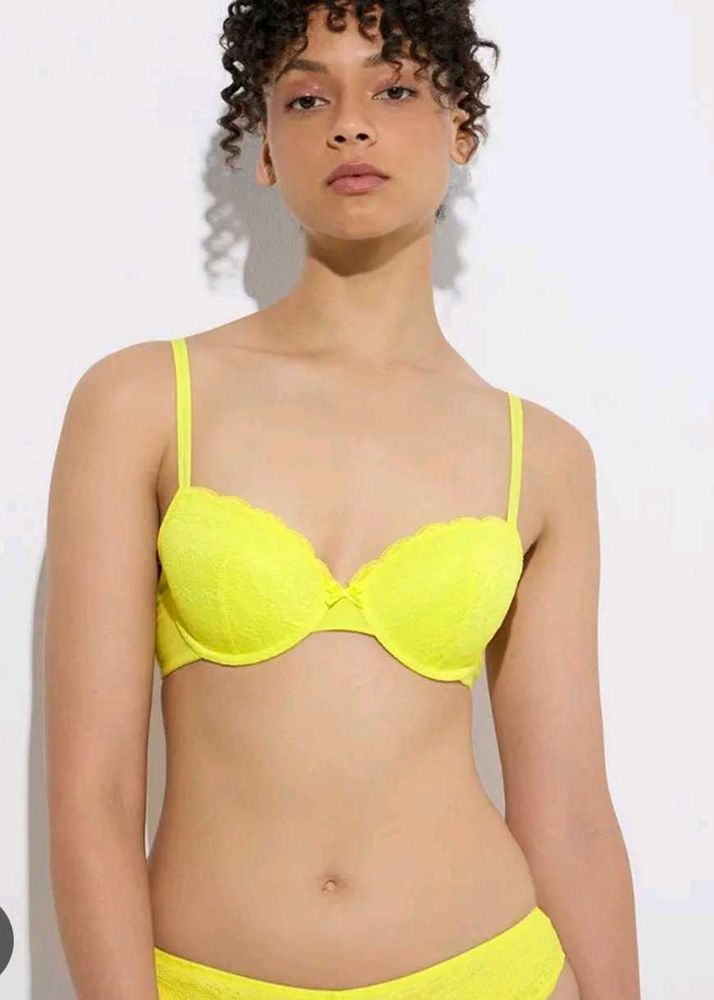new Yellow bra panty set