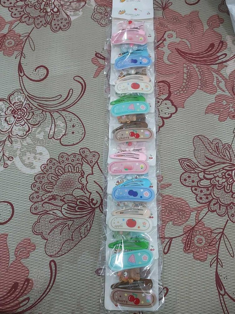 Cute Cartoon Hair Clips (Set)