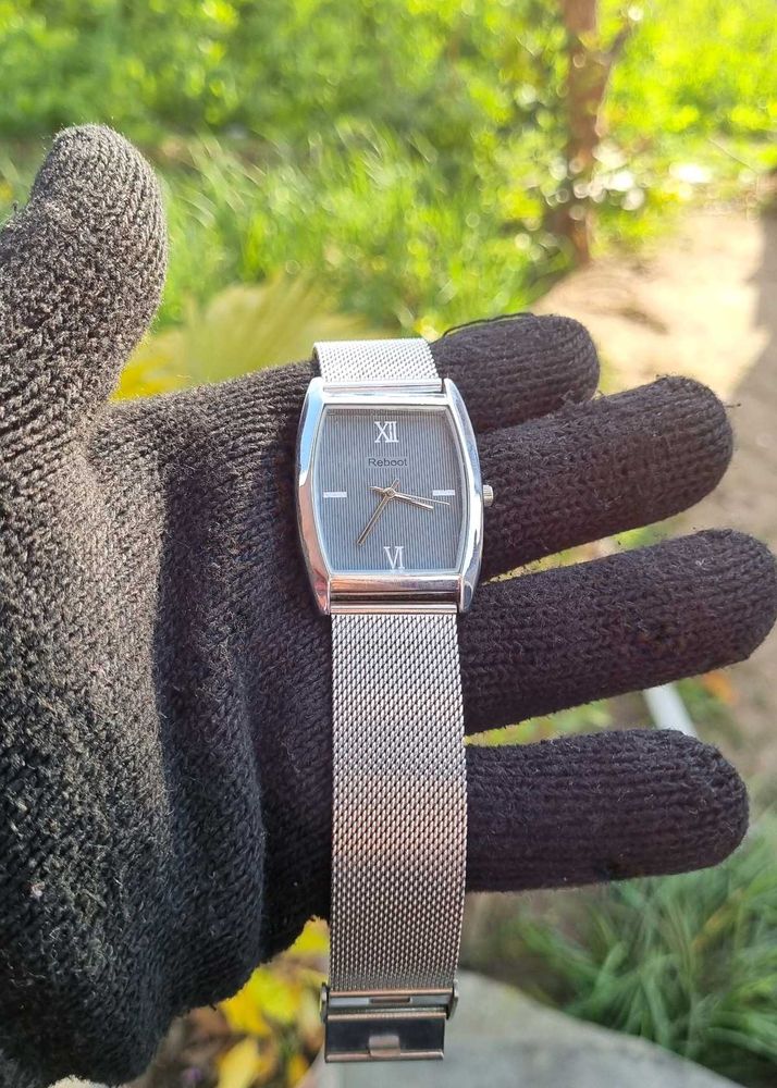 TIMELESS Reboot Silver Watch