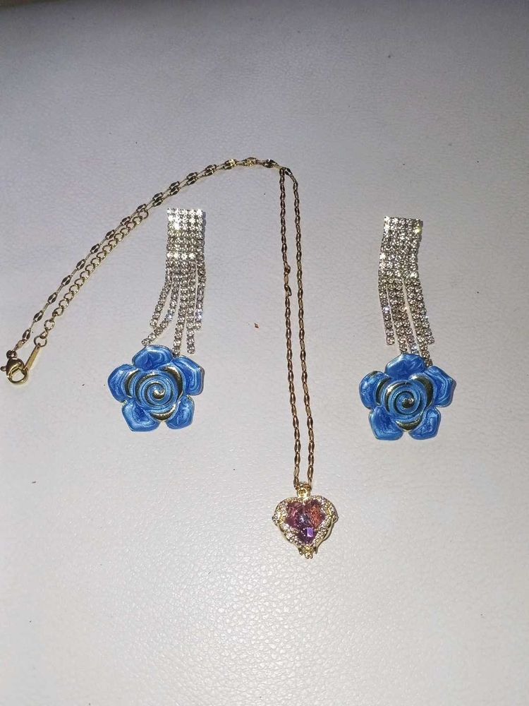 Blue Rose &amp; Heart Pendant Necklace Set
