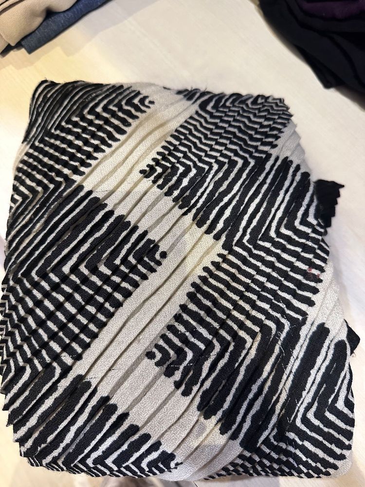 Imported Premium Scarfs