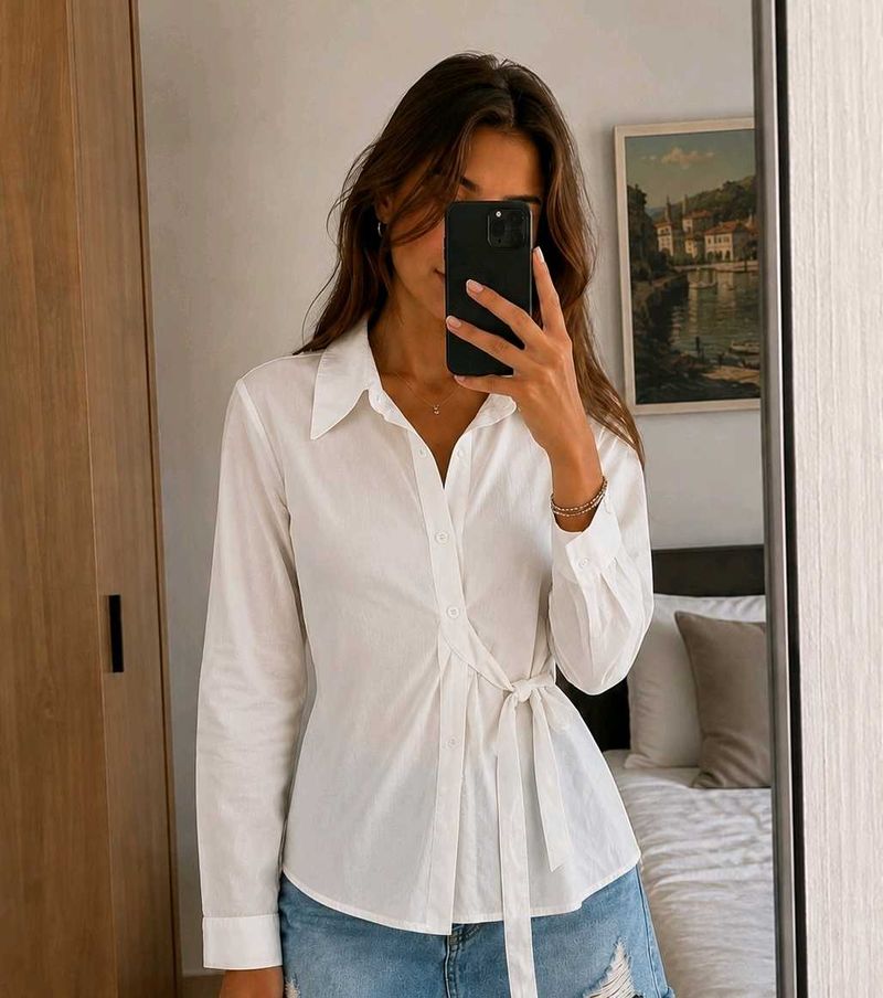 Chic White Collared Tie-Waist Tunic
