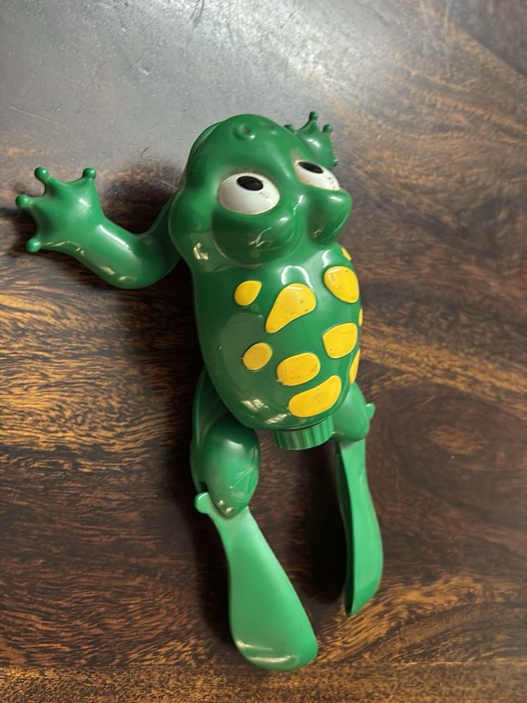swimming frog