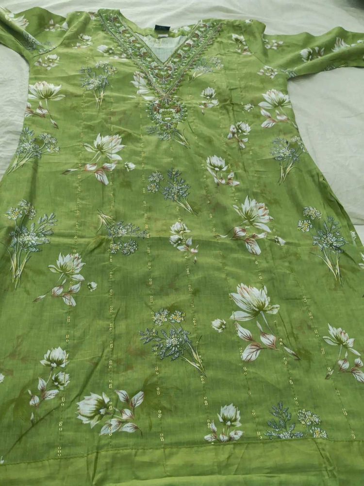 Vibrant Floral Print Kurta