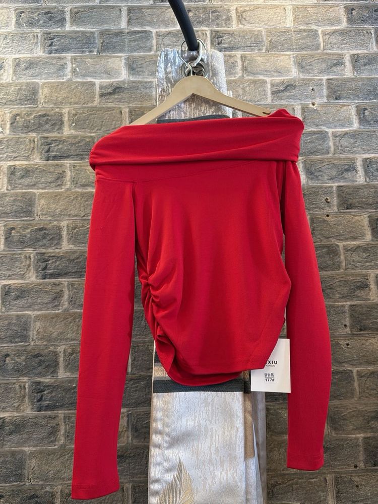 Chic Off-Shoulder Red Top
