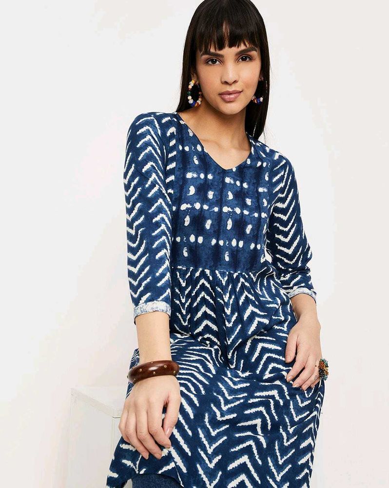 ⭐Make a offer Indigo Print V-Neck Straight Kurta