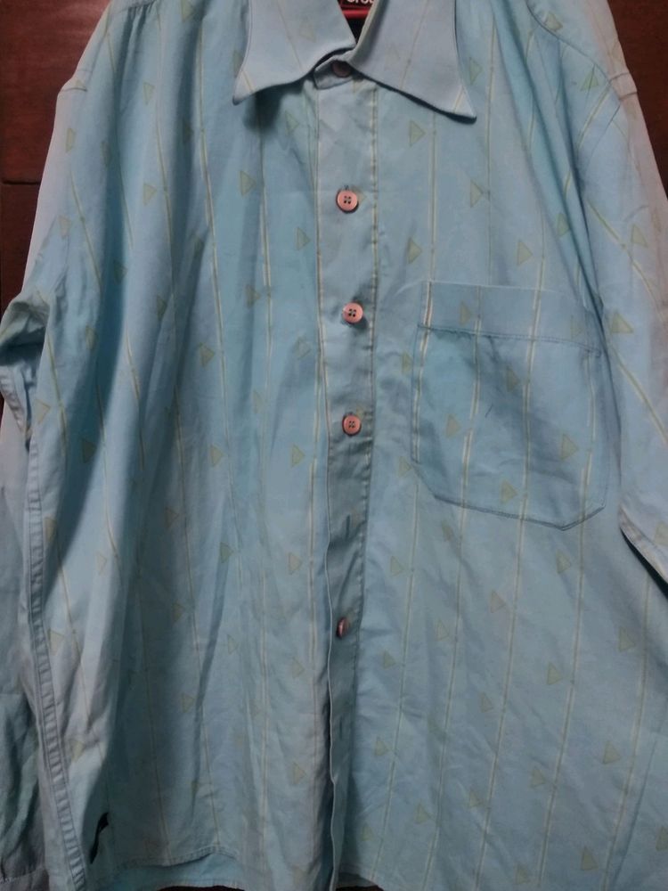 men's shirt