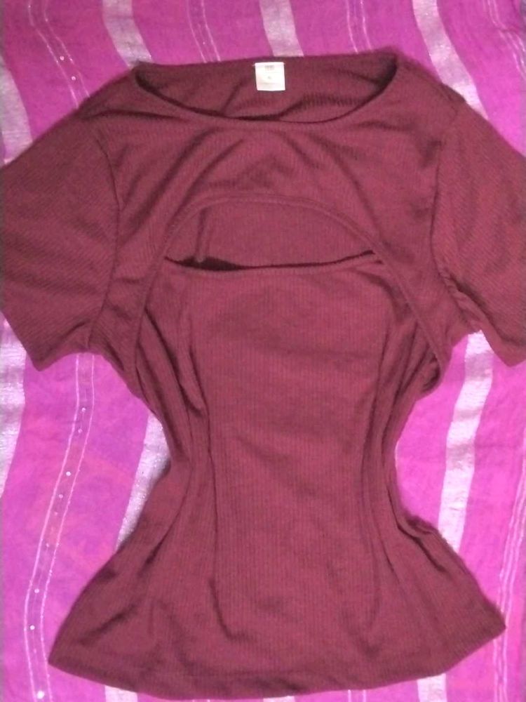 Ribbed Cutout Tunic Top