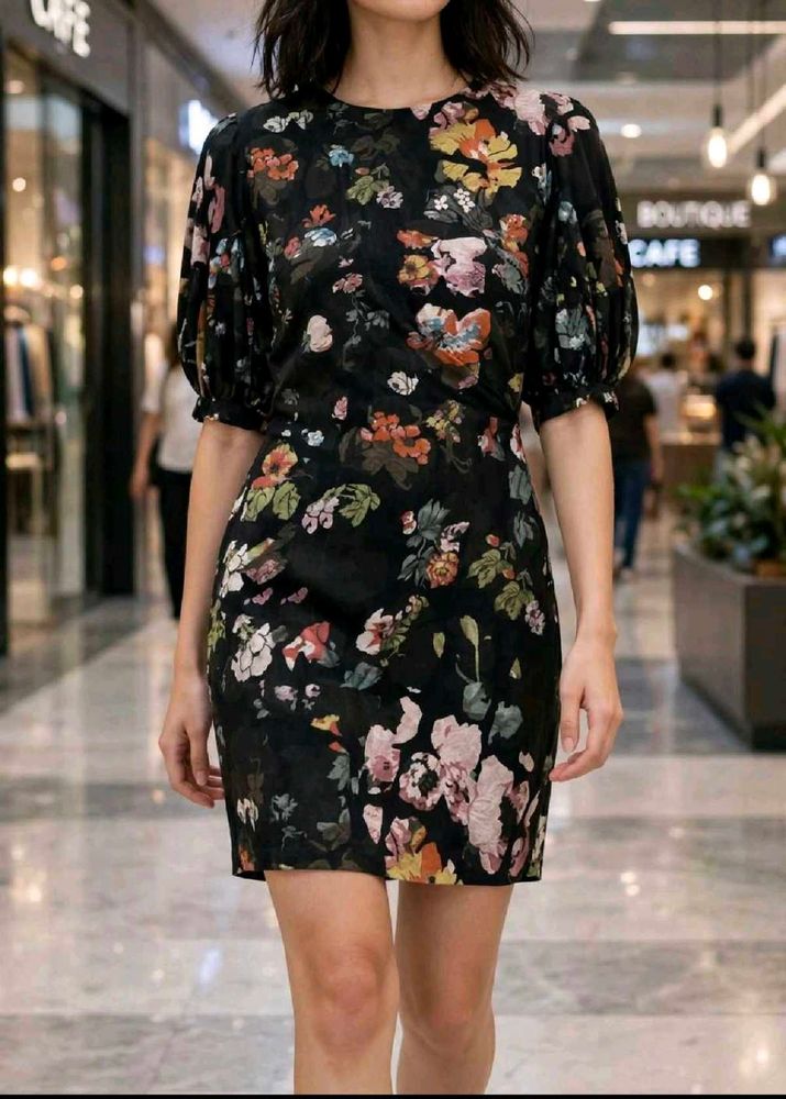 Blue flower print dress