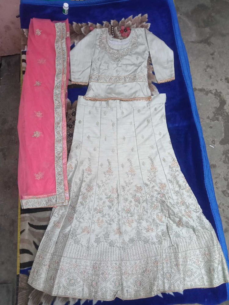 Elegant Lehenga Choli Set