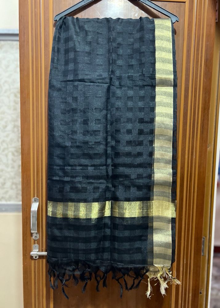 Elegant Black Dupatta with Gold Border
