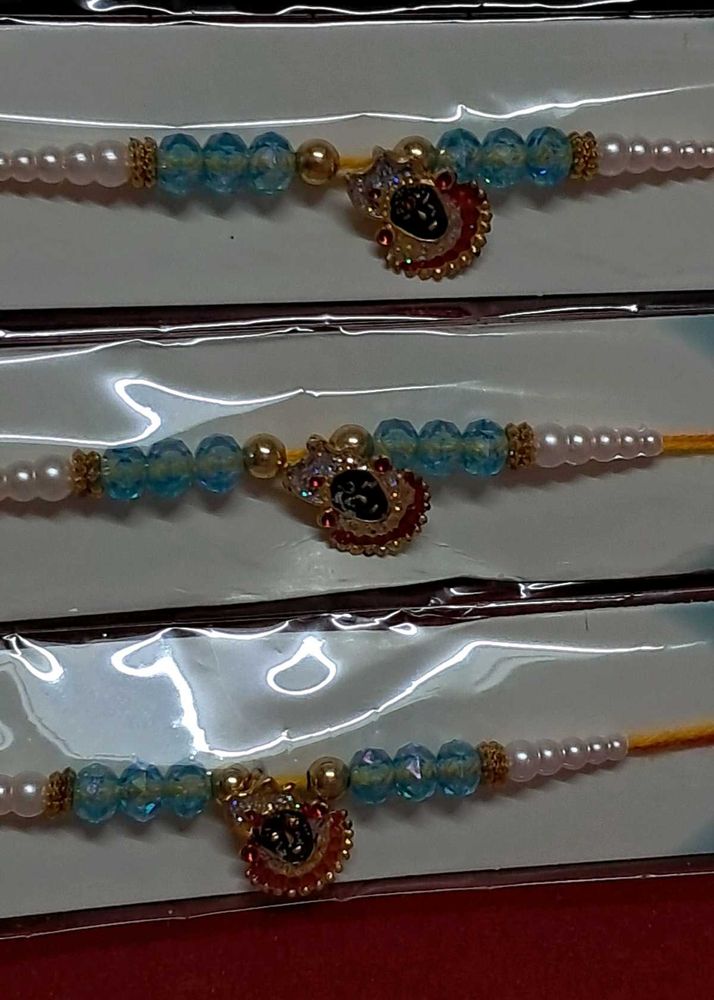 Pick any 1 Just rs 100 only💞💞💞💞